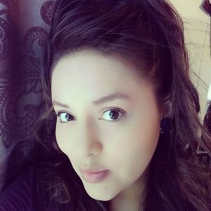 Meet your Posher, Gaby